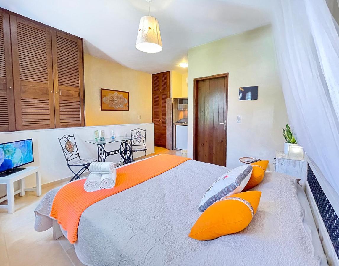 Four Seasons Of Bliss At Sohora Hotel Rétino Exterior foto