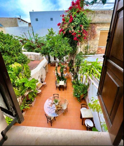 Four Seasons Of Bliss At Sohora Hotel Rétino Exterior foto